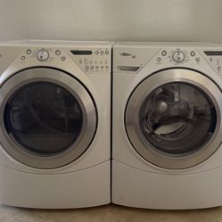 Whirlpool duet ht Washer/dryer Set