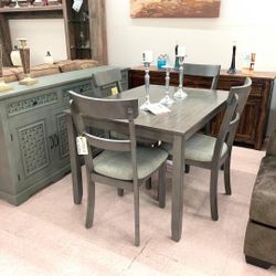 Henderson Gray 5-Piece Dining Room Set (Dining table and Chairs