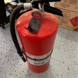 Kidde 20 lbs Pro Line ABC Fire Extinguisher w/ Wall Hook new  