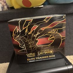 Lost Origin Elite Trainer Box