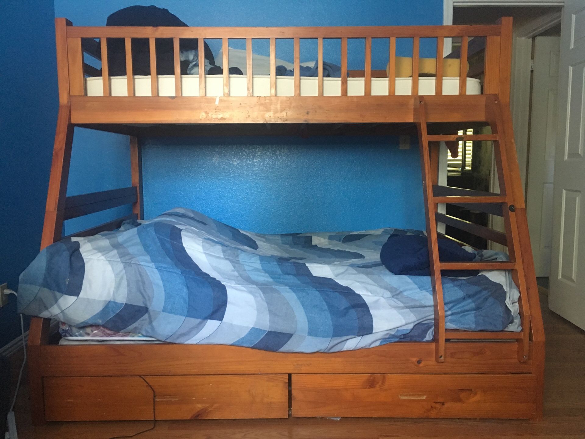 Bunk bed