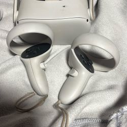 Oculus Quest Two  Works Good