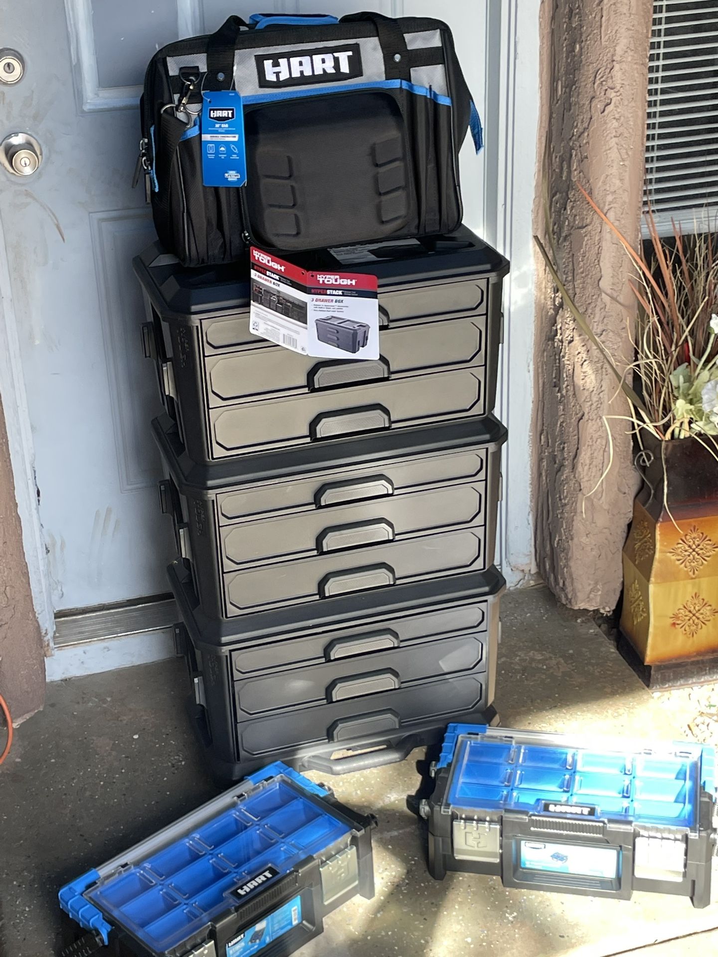 Carrito Para Guardar La Herramienta Dos Cajas Con Compartimentos Y Una Mochila Para Llevar Herramienta