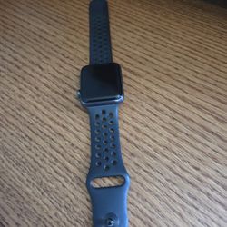 Apple Watch Series 2 Nike+ 42mm Space Gray Aluminum Sport Band Untested 