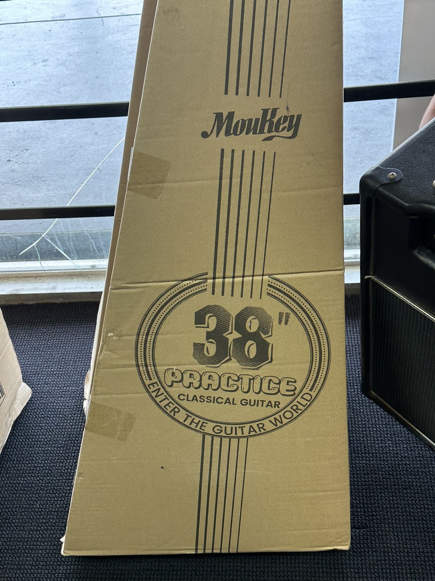Moukie Classical Guitar