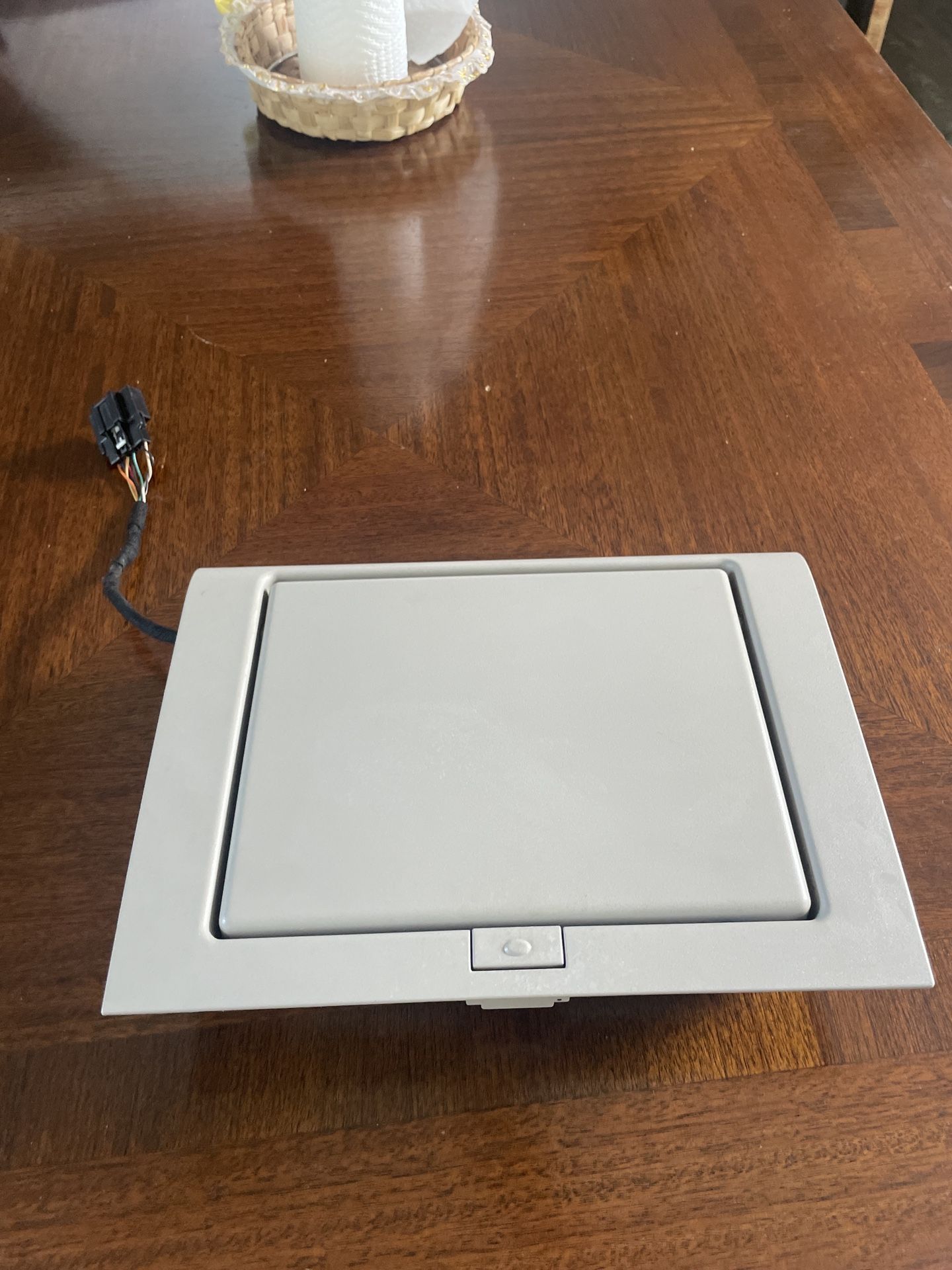2008 Cadillac Escalade OEM Overhead DVD Player with Harness