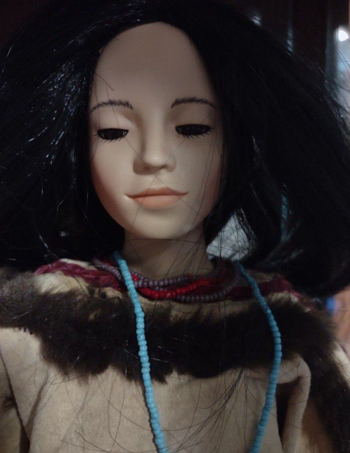 Sacagawea Porcelain Hamilton Collection Native Doll