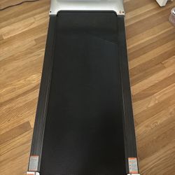 Walking pad / Treadmill