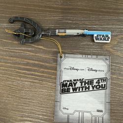 STAR WARS COLLECTIBLE KEY MAY THE 4TH BE WITH YOU LIMITED EDITION DISNEY NEW