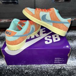 nike sunk SB 9.5 M