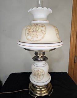 Vintage Quoizel Floral Hurricane Glass Table Lamp - 1970s