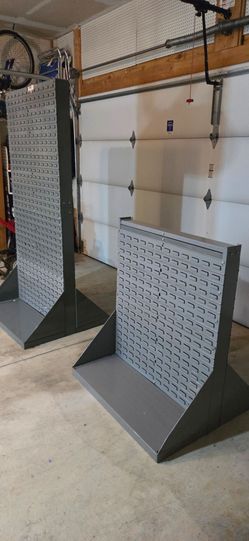 Double sided rack for bins