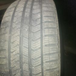 Vredenstein 225/40/18 M&S severe Winter Ratef