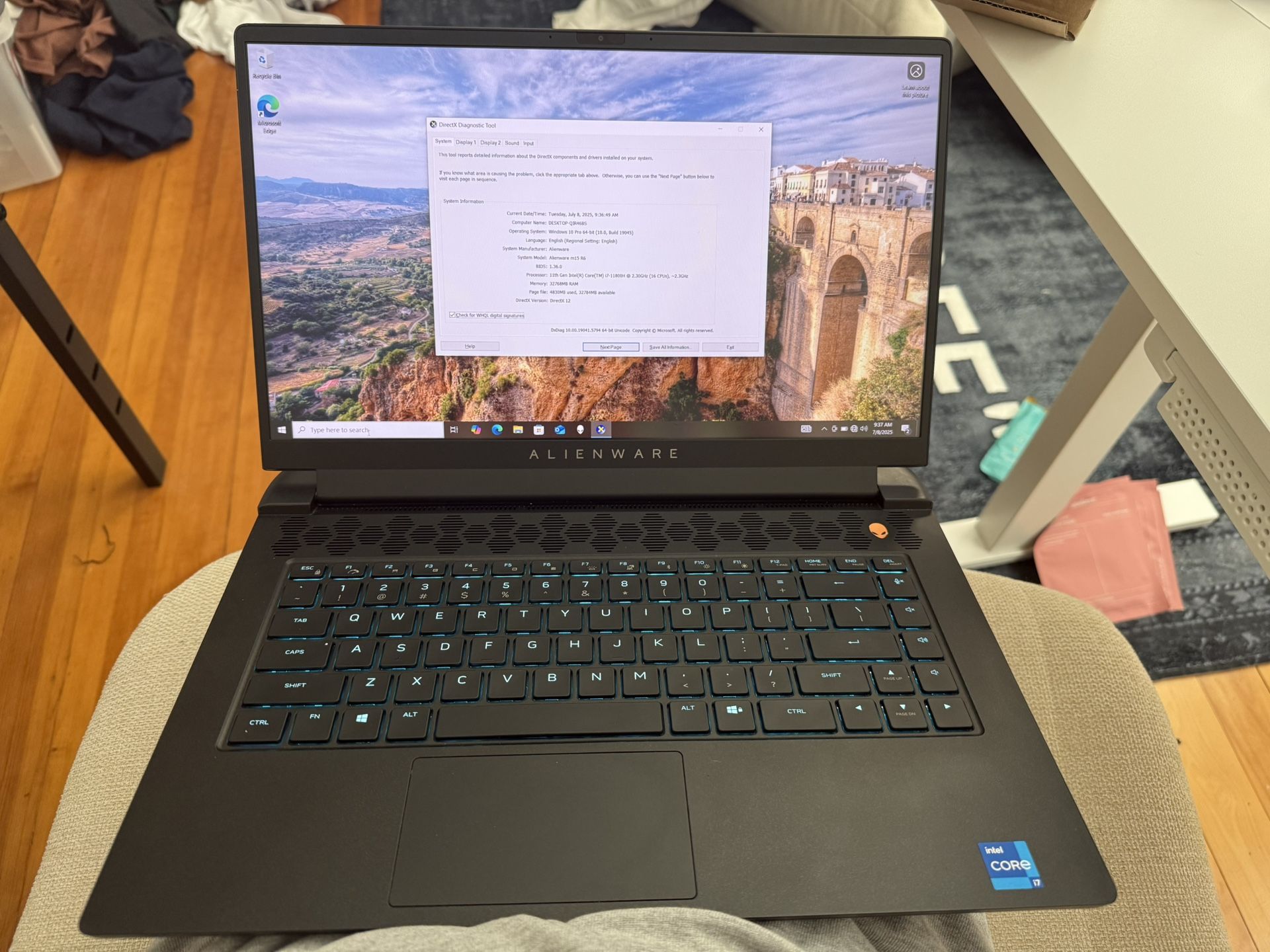 Gaming dell Ailienware 15 Inches.