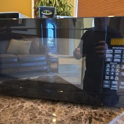 MICROWAVE GE PROFILE BUY OR TRADE