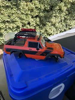 Red cat Gen 8 V2 truck