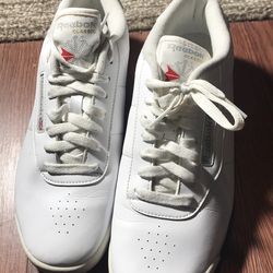 Free Reebok Shoes FREE ❗️