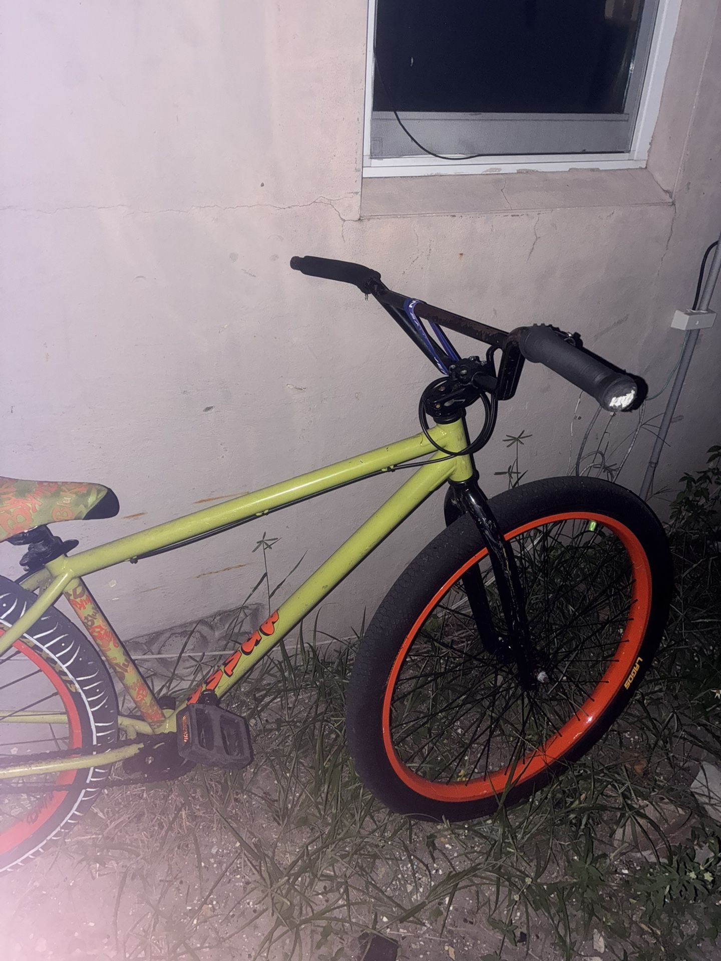 Mafia Bomma 29 Inch Bluku Green Wheelie bike