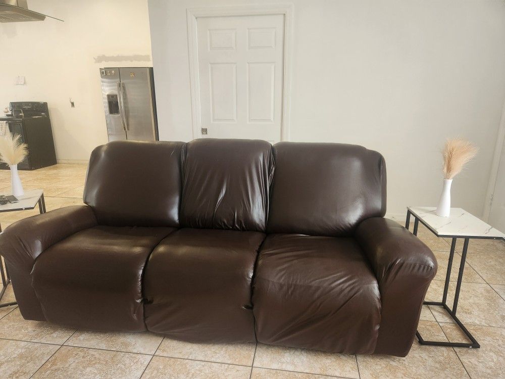Reclining sofa with cover