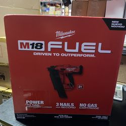 Milwaukee M18 Fuel 21 Framing Nailer