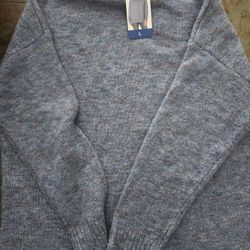 Well Worn Womans Blue Sparkle Sweater Size L