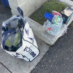 King harbor - Small Bag Of Extra Things 