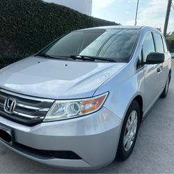 2013 Honda Odyssey Lx 