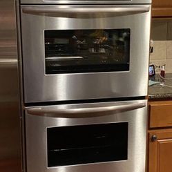 Thermador  30” Double Oven 