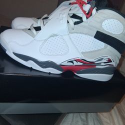 Air Jordan 8 Retro Bugs Bunny