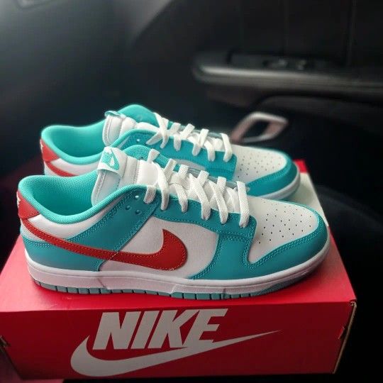 Nike Dunk Low BTTYS... ( Miami Dolphins )