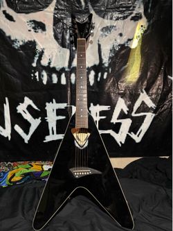 Black Dean V-coustic thin body acoustic/electric