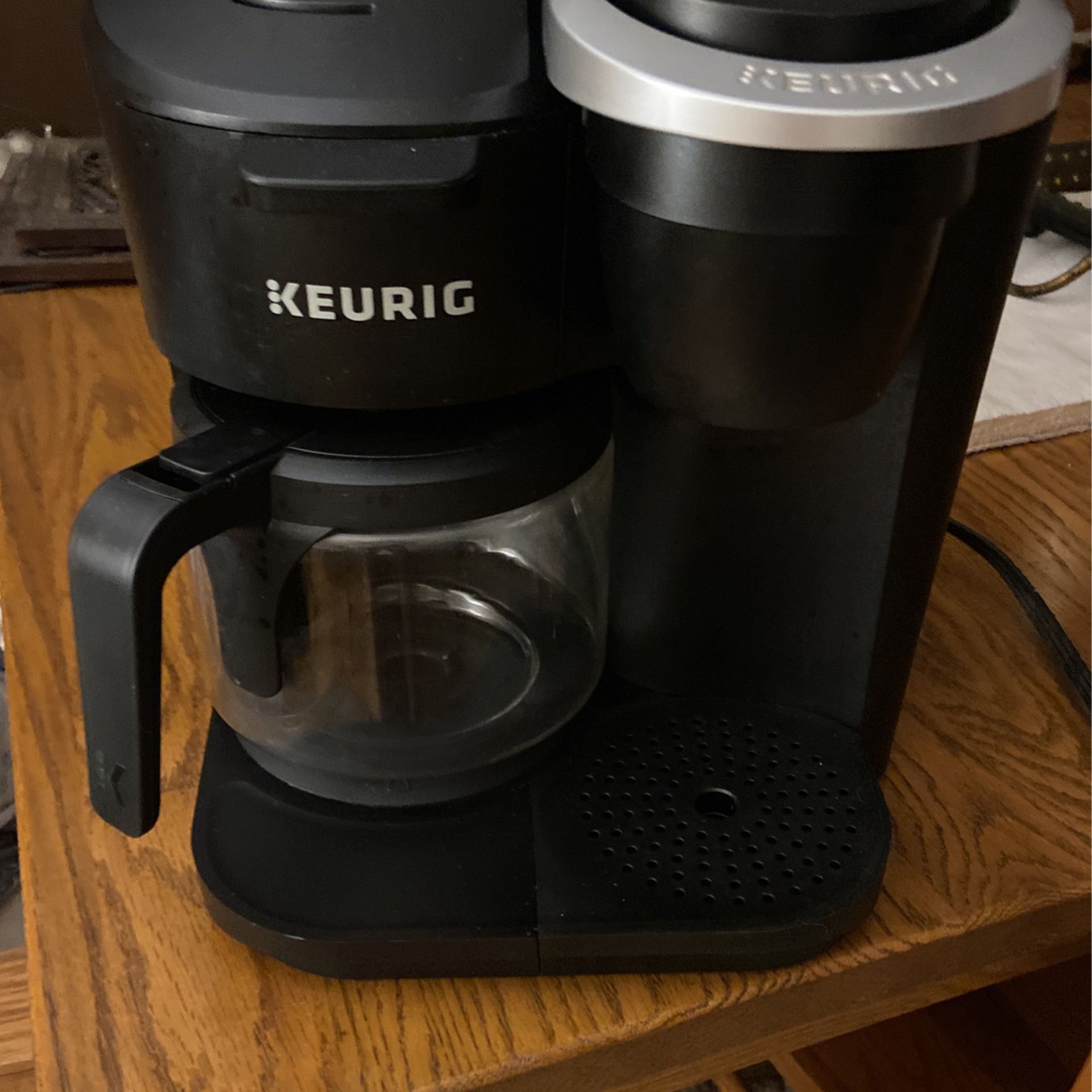 Keurig Coffee/Tea/Hot Chocalate Maker