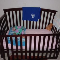 Babys Crib