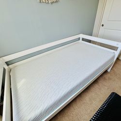 White Wooden Twin Daybed + Firm Mattress | Clean & Modern