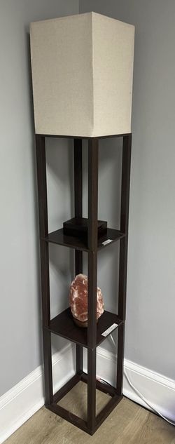 2 floor lamps
