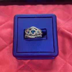 14KT White Gold Diamond Ring