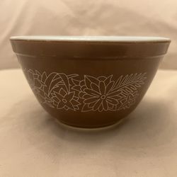 Vintage Woodland 401 Pyrex 750ml Small Bowl