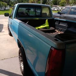 1993 Chevy 1500 350 Engine Hot Rod. Has About 25 Thousand Miles. Husband Did A Complete Overhaul On The Motor. He Passed Away From Hurricane Helene 😭