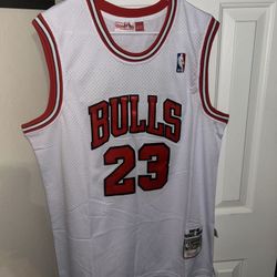 Mitchell & Ness Chicago Bulls Michael Jordan white jersey size xl