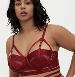 Torrid Dark Red Lace Cage Underwire Longline Bralette Size 0