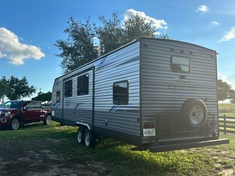 2021 Coachmen Catalina Legacy Edition 293QBCK – Bunkhouse Travel Trailer