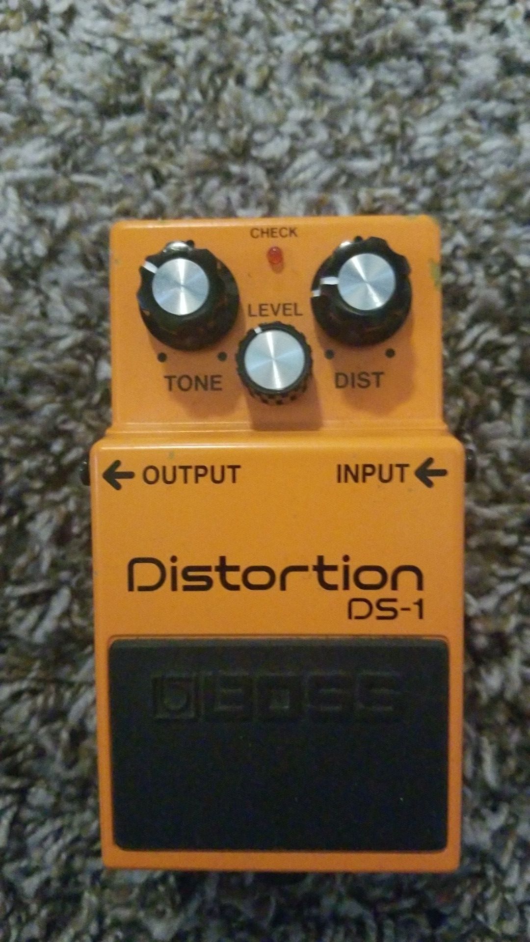 BOSS DS-1 Distortion Pedal