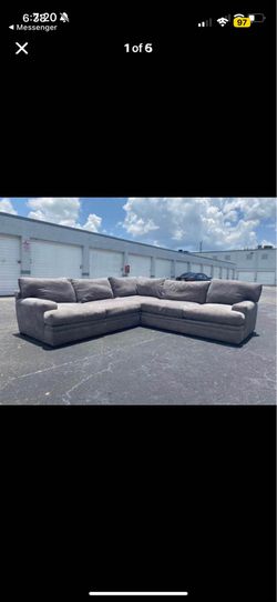Gray Cindy Crawford sectional couch