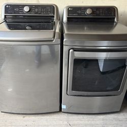 LG. WASHER AND GAS DRYER 