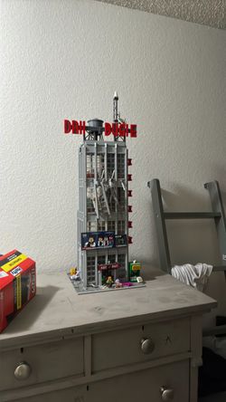Daily Bugle Lego set