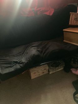 Futon FREE Futon