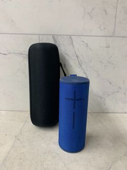 Ultimate Ears MEGABOOM 3 Portable Bluetooth Speaker (PO1018124)