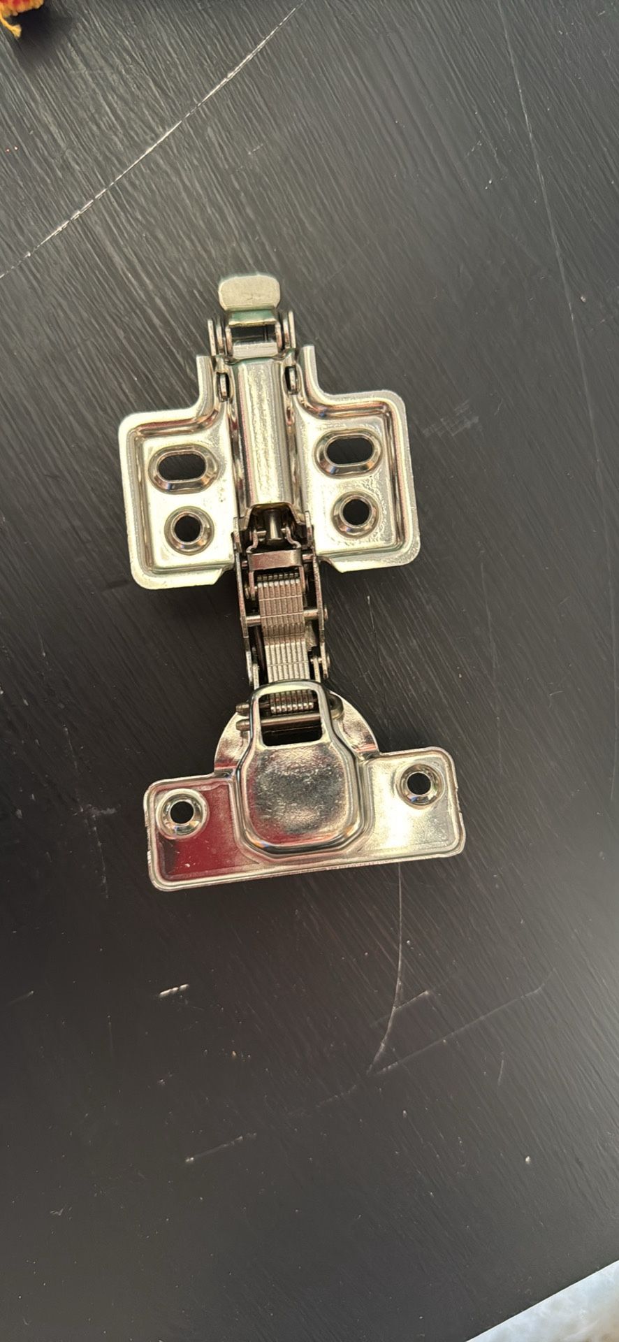20 Self Close Hinges NEW