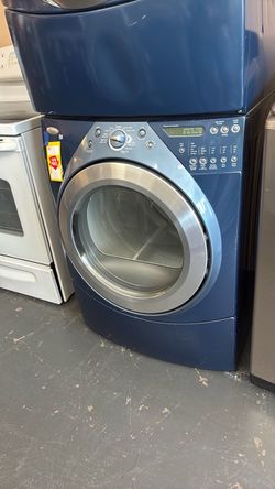 Nice Whirlpool gas dryer