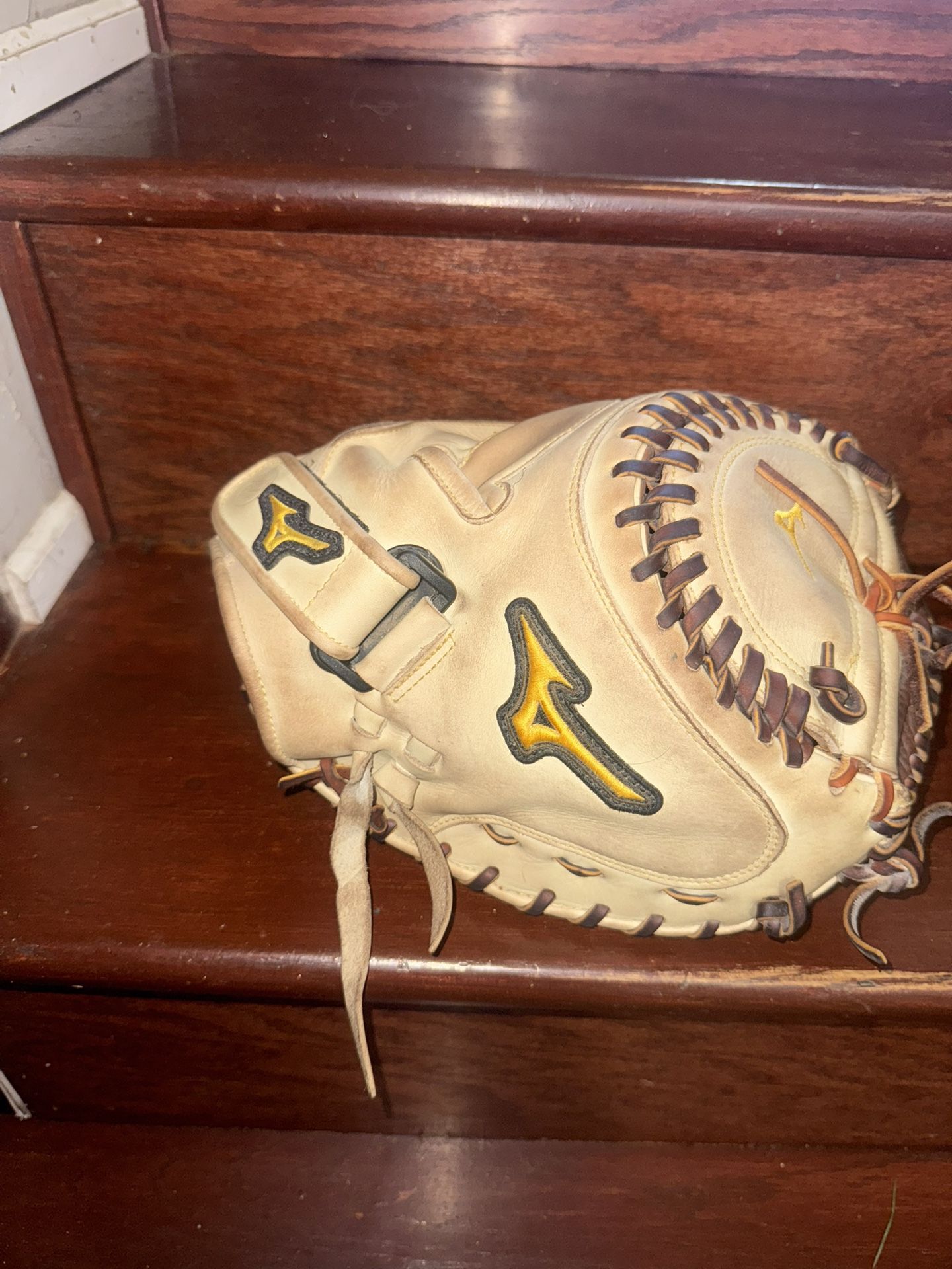 Fastpitch Catchers Glove Make Me An Offer